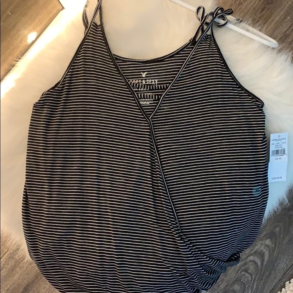 New American Eagle tank top